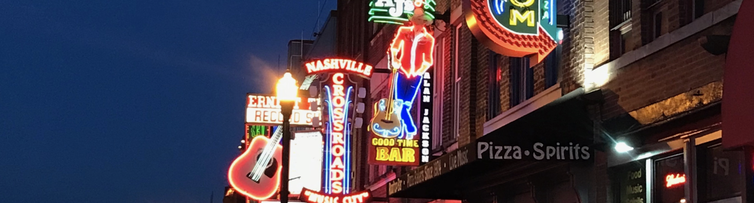 Exploring Nashville’s Broadway: The Top Bars to Visit